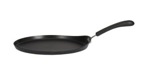 This is my "IT" pan.  I use this thing for omlettes, crepes, pancakes, roti, and all manner of flat breads.